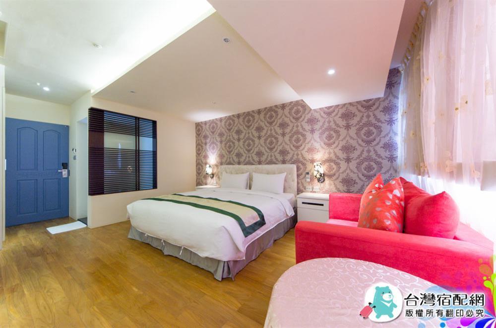Left Bank 121 Hotel Tainan Buitenkant foto